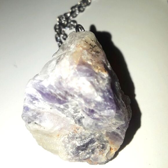 Raw Lepidolite crystal pendant necklace - Picture 6 of 9